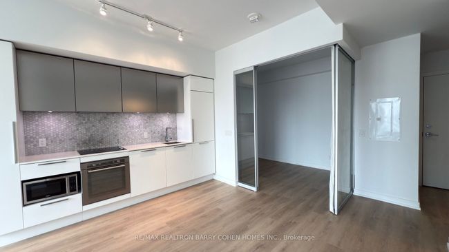 2517 - 85 Wood St, Condo with 2 bedrooms, 1 bathrooms and null parking in Toronto ON | Image 11