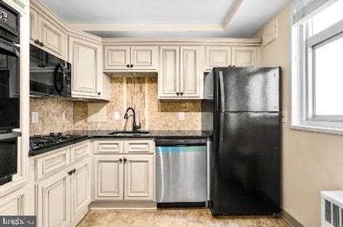 apt-211-2401 H St Nw, WASHINGTON, DC, 20037-2535 | Card Image