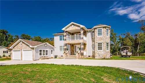 121 Tammy Dr, White Stone, VA, 22578-2824 | Card Image