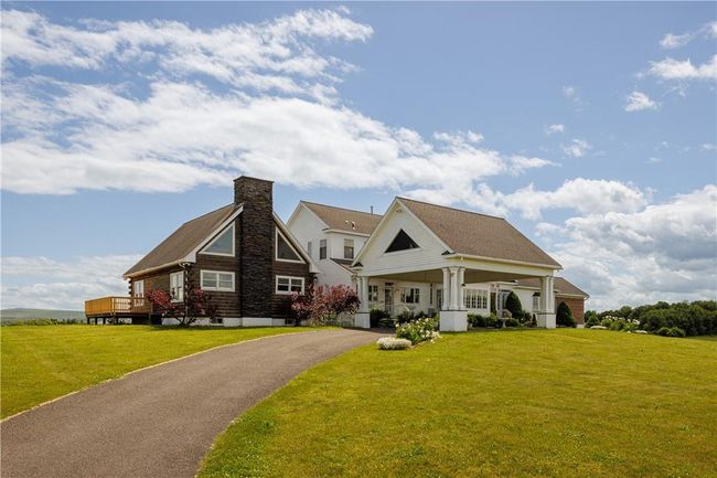 Craftsman-style house featuring a front yard | Image 28