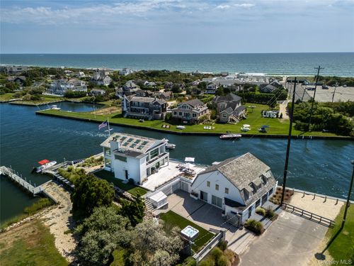 38 Beach Ln, Quogue, NY, 11959-4218 | Card Image