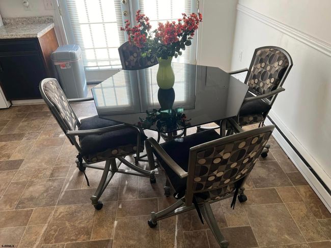 48 - 48 N Pennsylvania Ave, Condo with 3 bedrooms, 2 bathrooms and null parking in Atlantic City NJ | Image 4