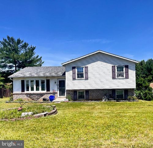 46 Allen Dr, HANOVER, PA, 17331-9376 | Card Image