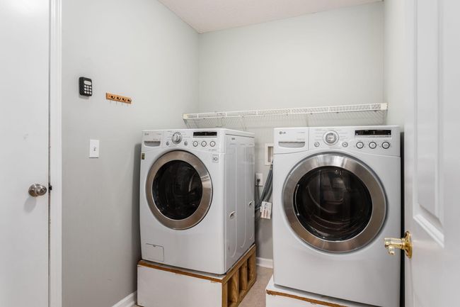 6449 Herb Garden Ct, House other with 5 bedrooms, 4 bathrooms and null parking in New Albany OH | Image 41