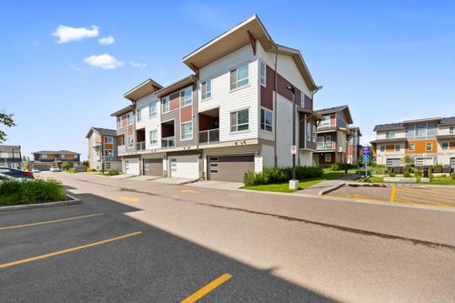 209 Harvest Hills Common Ne, Calgary, AB, T3K2M7 | Card Image