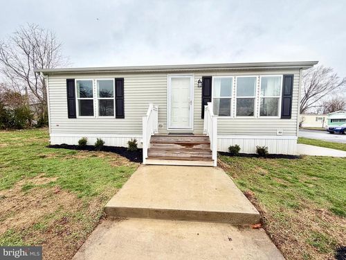 201 Johnson Dr, FAIRLESS HILLS, PA, 19030-2010 | Card Image
