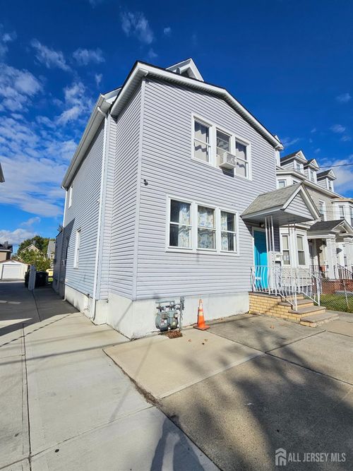 231 Brighton Ave, Perth Amboy, NJ, 08861-4301 | Card Image