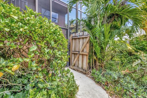 2936 Kirk Rd, Lake Worth, FL, 33461-1760 | Card Image