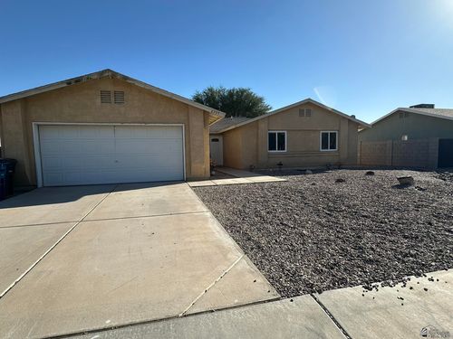 6337 E 45th St, Yuma, AZ, 85365-6324 | Card Image