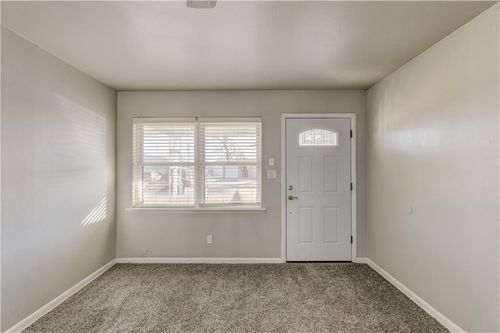 3035 Se 20th St, Del City, OK, 73115-1519 | Card Image