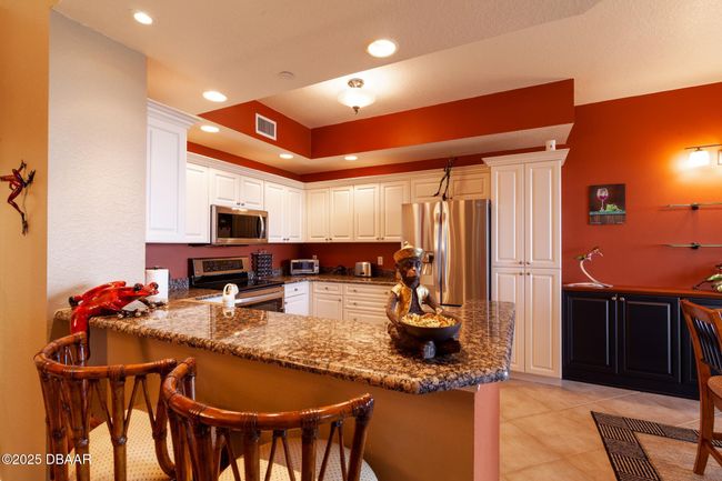 APT-902 - 265 Minorca Beach Way, Condo with 3 bedrooms, 2 bathrooms and null parking in New Smyrna Beach FL | Image 15