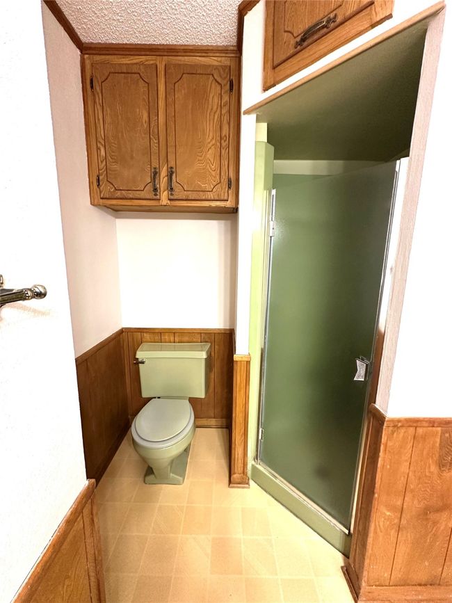 500 Apache Trl, House other with 3 bedrooms, 3 bathrooms and null parking in Comanche TX | Image 33