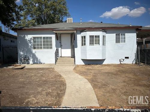 2004 Quincy St, Bakersfield, CA, 93305-5026 | Card Image