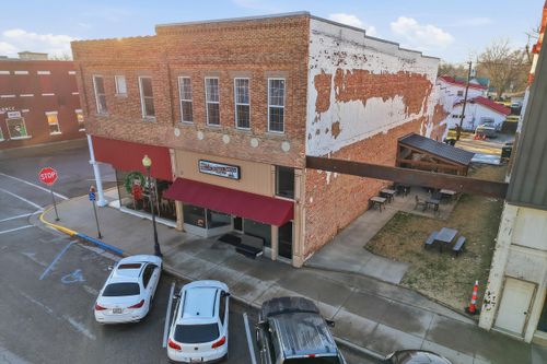 103 N Allen St, Centralia, MO, 65240-1301 | Card Image