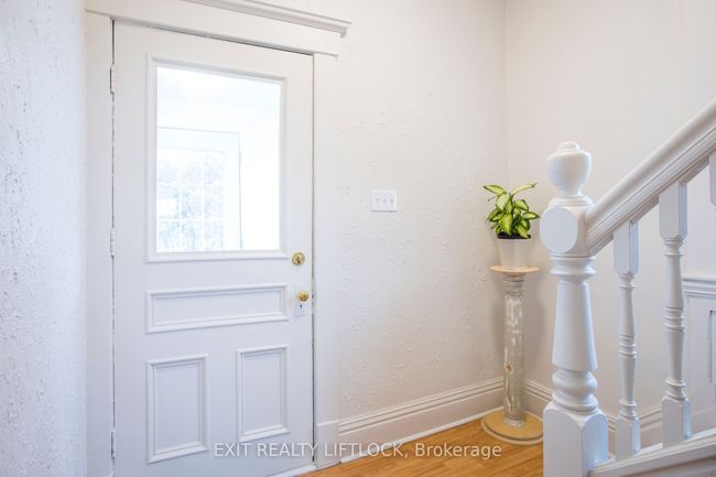 4922 Highway 7, House other with 3 bedrooms, 2 bathrooms and 10 parking in Omemee ON | Image 5