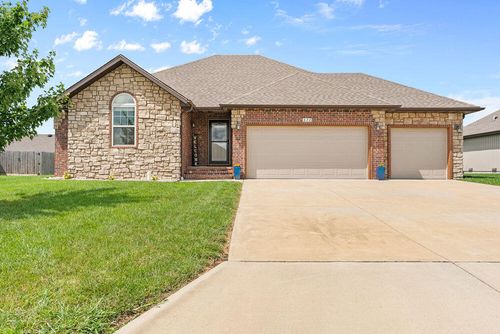 873 E Ozark Jubilee Dr, Nixa, MO, 65714 | Card Image
