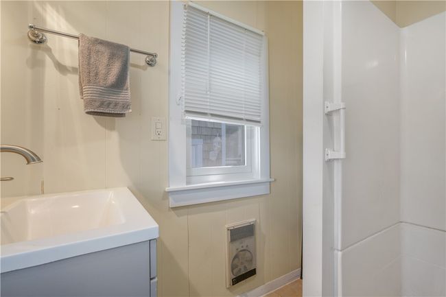 7 Shawmut St, House other with 3 bedrooms, 2 bathrooms and 5 parking in Fairhaven MA | Image 17