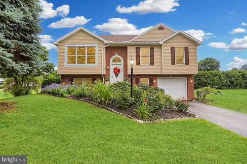 136 Arbor Bluff Drive, Bellefonte, PA, 16823 | Card Image