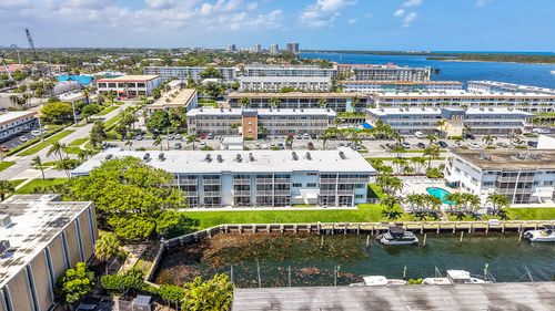 109-130 Doolen Ct, North Palm Beach, FL, 33408-5711 | Card Image