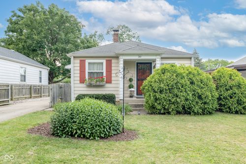 30 N Edmondson Ave, Indianapolis, IN, 46219-6202 | Card Image