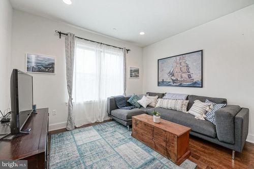 b-1332 S Bouvier St, PHILADELPHIA, PA, 19146-4703 | Card Image