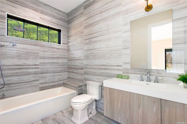 Luxurious baths | Image 26