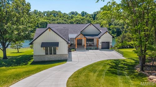 4444 Augusta Shores Dr, Augusta, MO, 63332-1551 | Card Image