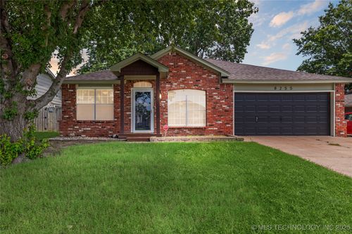 8255 N 127th East Ave, Owasso, OK, 74055-6246 | Card Image