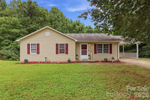 106 N Arlington Ave, Jonesville, NC, 28642-2602 | Card Image