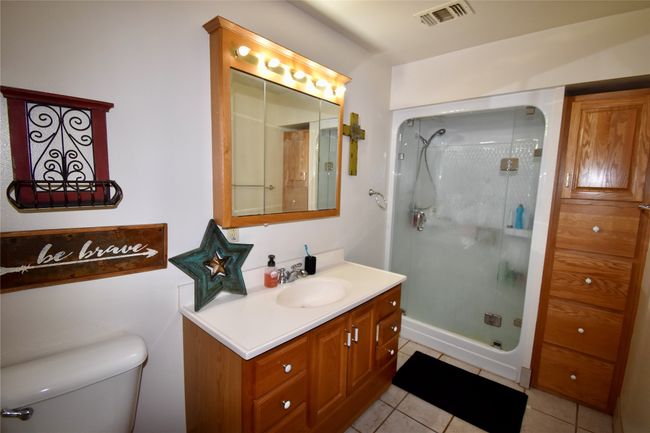 1900 S Walnut St, House other with 3 bedrooms, 2 bathrooms and null parking in Brady TX | Image 8
