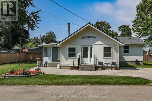 365 Ashwood Avenue, Fort Erie (Crystal Beach), ON, L0S1B0 | Card Image