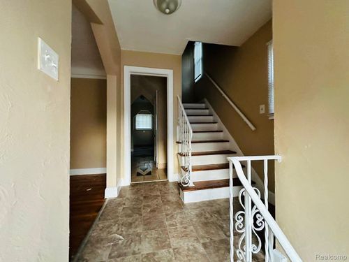 20124 Spencer St, Detroit, MI, 48234-3174 | Card Image