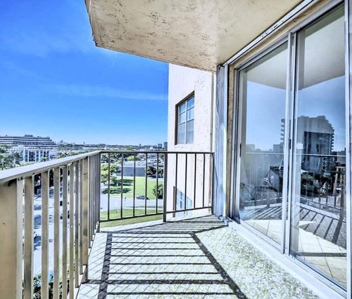 apt-814-1465 Ne 123rd St, North Miami, FL, 33161-6039 | Card Image