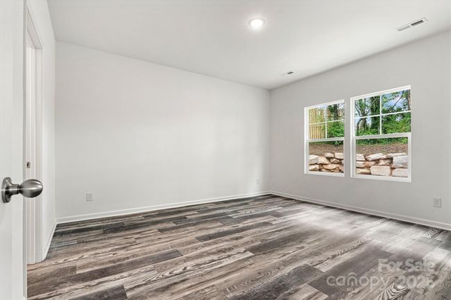 Primary Bedroom | Image 29