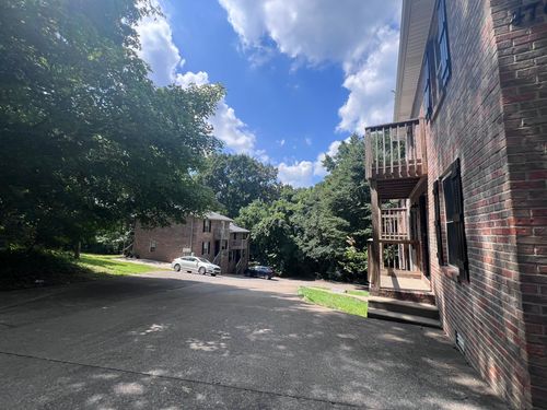 470 Martha Ln, Clarksville, TN, 37043-2929 | Card Image