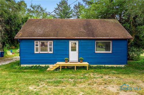 9155 Maumee Western Rd, Monclova, OH, 43542-9749 | Card Image