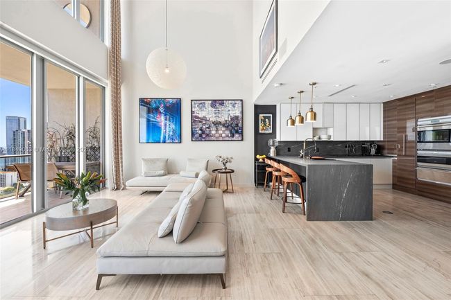 PH207 - 3470 E Coast Ave, Condo with 3 bedrooms, 3 bathrooms and null parking in MIAMI FL | Image 4