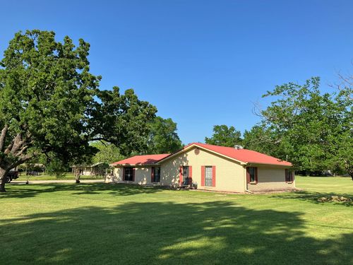 203 Webb Ave, Teague, TX, 75860-2503 | Card Image