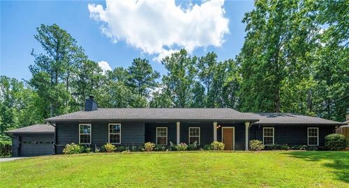 1385 Ridgefield Dr, Roswell, GA, 30075-4118 | Card Image
