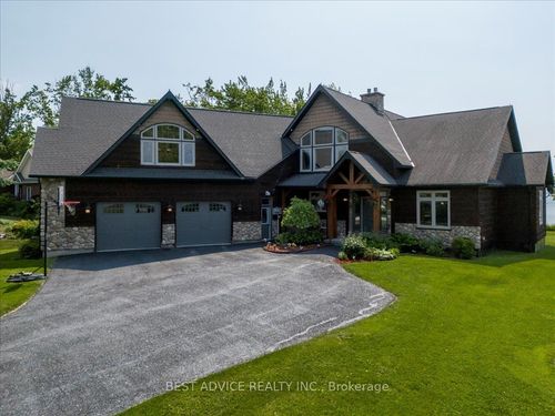 9 Fernwood Lane, Brechin, ON, L0K1B0 | Card Image