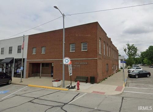 102 W Main St, Mentone, IN, 46539-1000 | Card Image