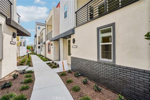 1687 Coral Sea Ln, San Pedro, CA, 90732-6110 | Card Image