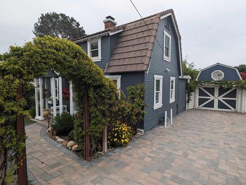 201 N Rios Ave, Solana Beach, CA, 92075-1239 | Card Image