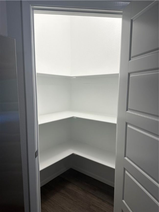 Move in Ready! Actual photo! | Image 8