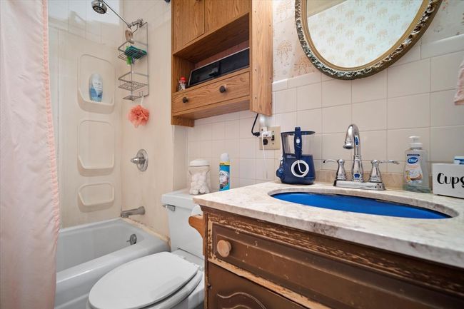 219 W Bennett St, House other with 4 bedrooms, 3 bathrooms and 2 parking in Pontiac IL | Image 12