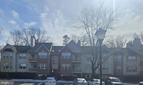 apt-202-2071 Alice Ave, OXON HILL, MD, 20745-3572 | Card Image