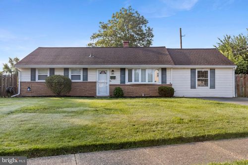 142 Somers Ave, New Castle, DE, 19720-2056 | Card Image