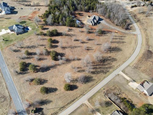 901 Peachtree Rd, Chesnee, SC, 29323-8681 | Card Image