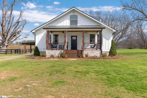 230 Horseshoe Rd, Honea Path, SC, 29654-9178 | Card Image