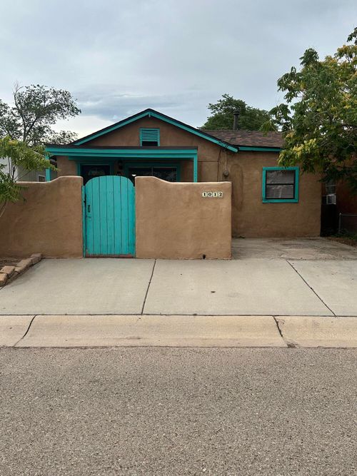 1012 21st St Nw, Albuquerque, NM, 87104-2017 | Card Image
